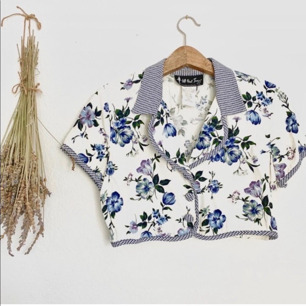 Vintage floral crop top